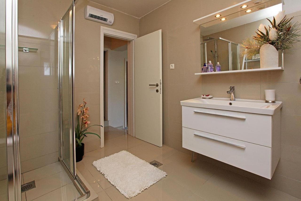 Villa Prigradica Paradise ภายนอก รูปภาพ